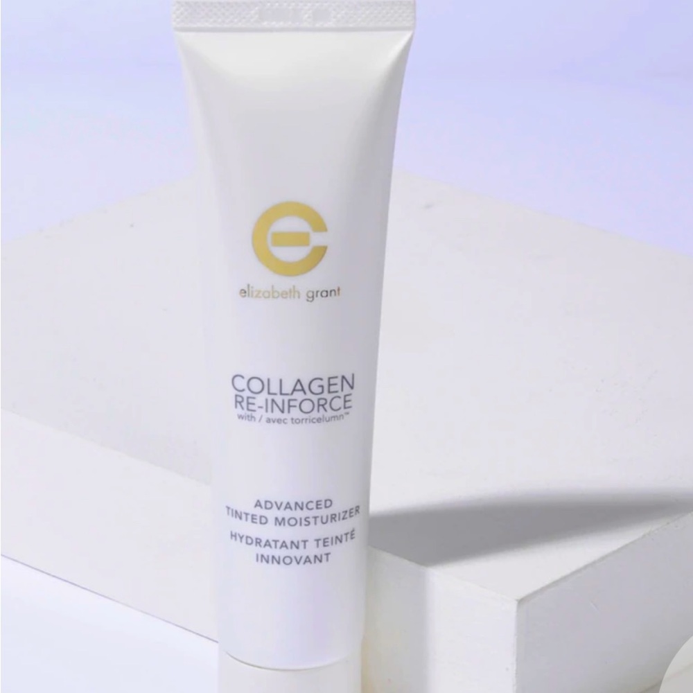 🟦 1/2 Off 
ELIZABETH GRANT collagen re-in-force  tinted moisturizer N…